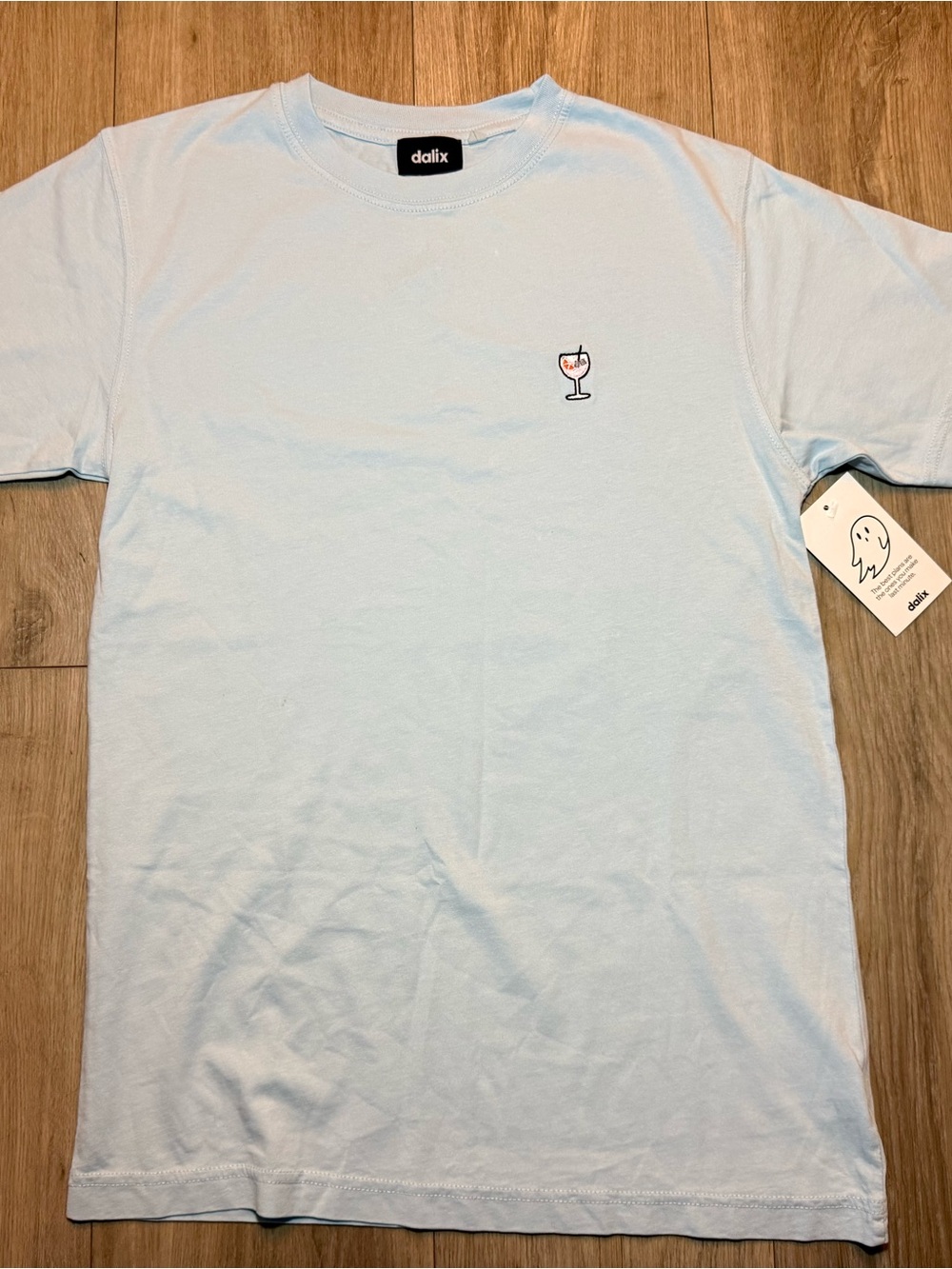 Dalix Light Blue Short-Sleeve Crewneck Tee with Wine Glass Embroidery